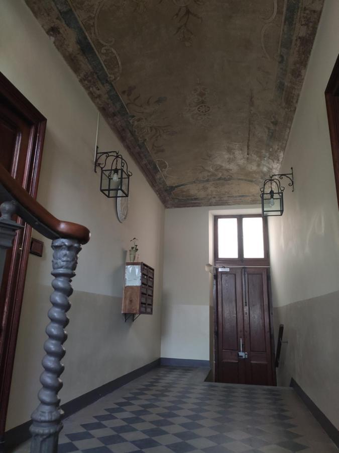 Appartamento Su Cortile Magico Турин Екстер'єр фото