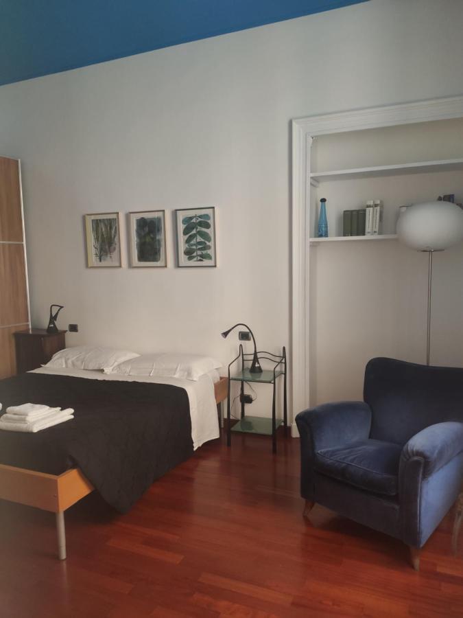 Appartamento Su Cortile Magico Турин Екстер'єр фото