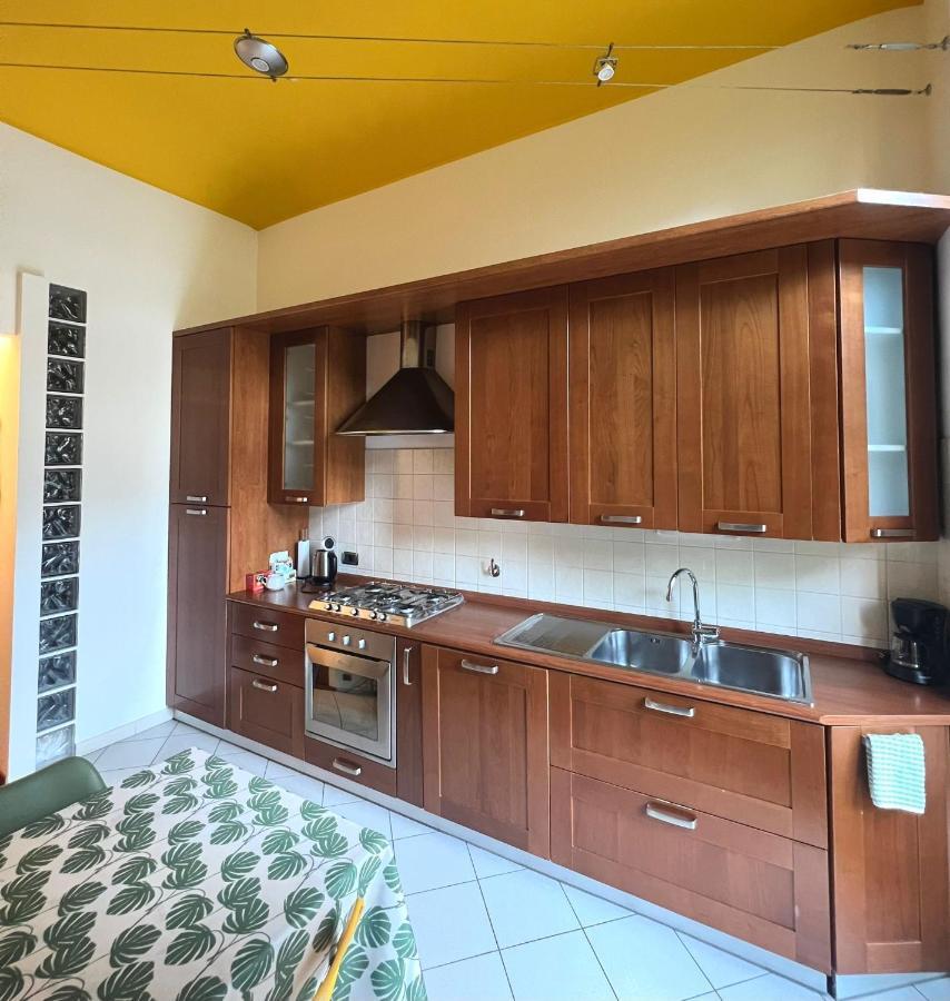Appartamento Su Cortile Magico Турин Екстер'єр фото