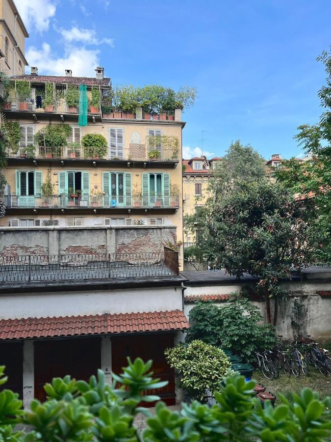 Appartamento Su Cortile Magico Турин Екстер'єр фото