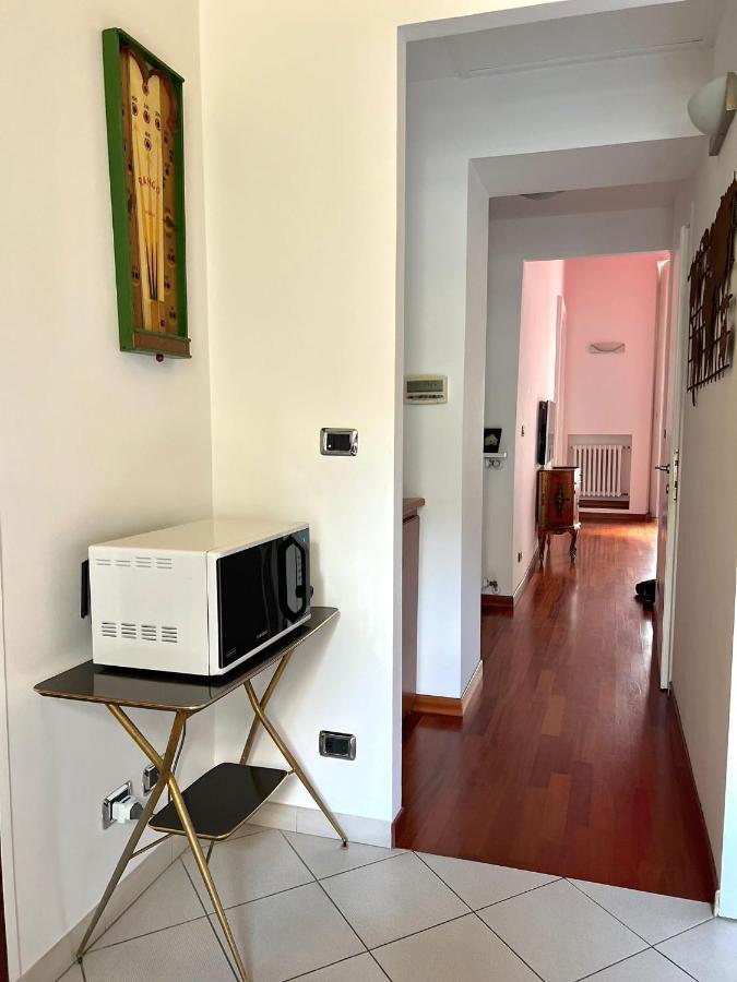 Appartamento Su Cortile Magico Турин Екстер'єр фото
